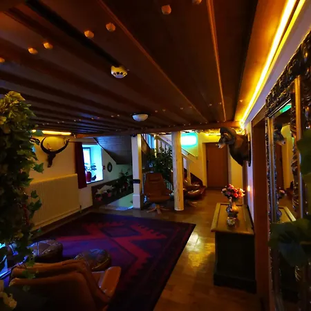 Hotel Geronimo Weissbach bei Lofer