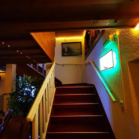 Geronimo Hotel *