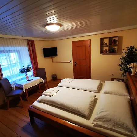 Hotel Geronimo *