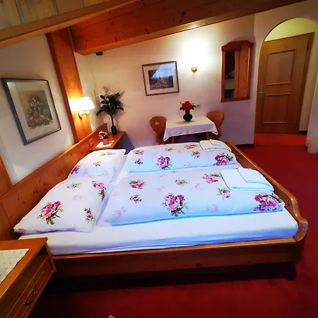 Hotel Geronimo *