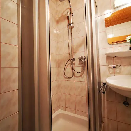 Geronimo فايدسباخ بي لوفر